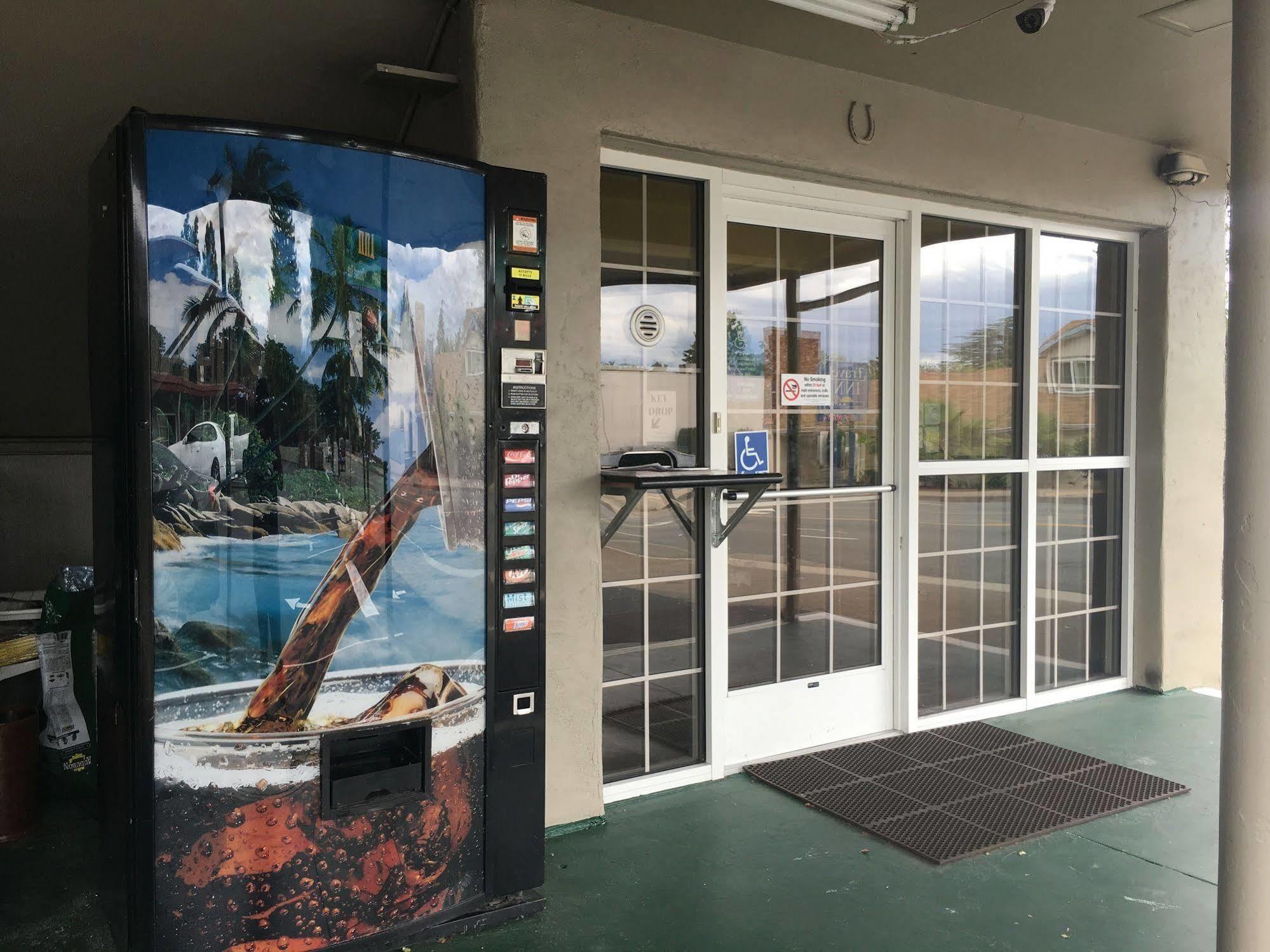 Sundial Lodge Redding Bagian luar foto